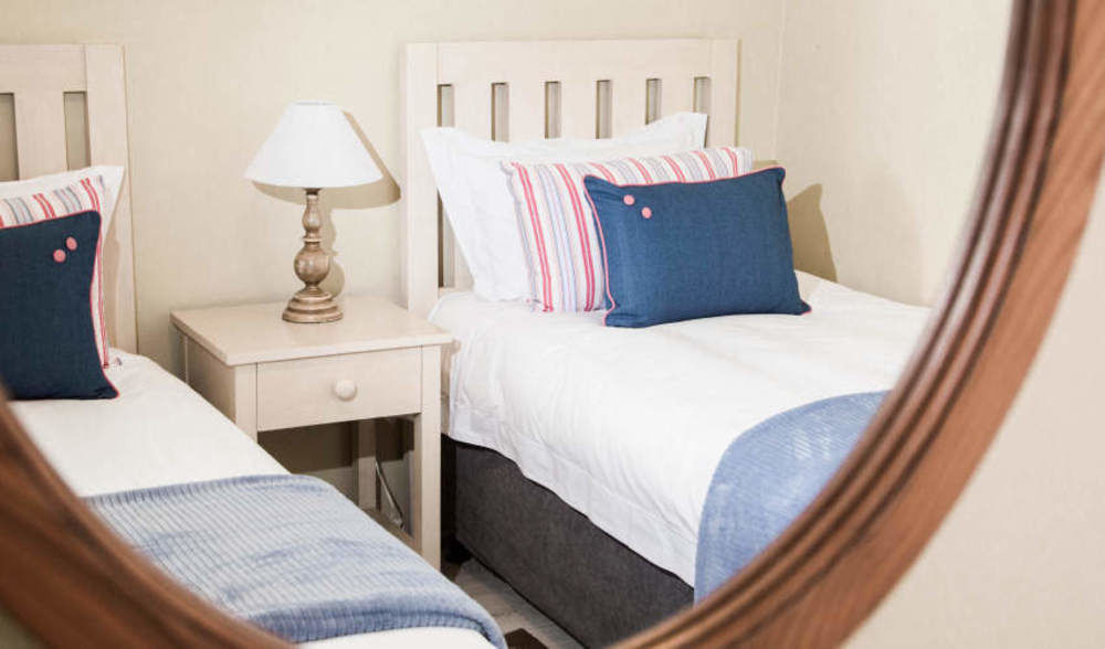 The Islander Knysna Guesthouse Exterior photo